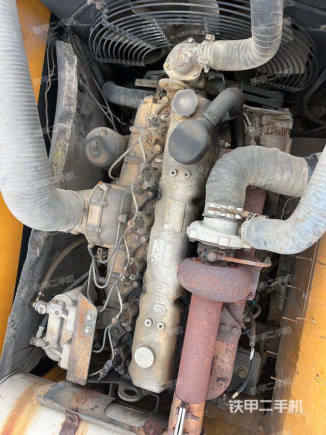 发动机整体俯视（整机外观）