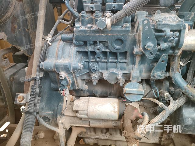 发动机整体俯视（整机外观）