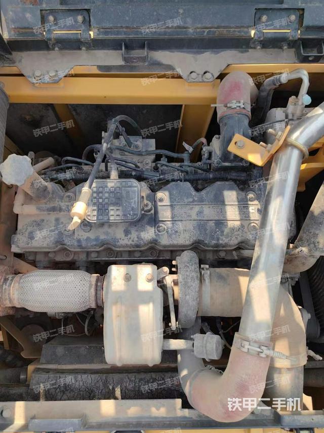 发动机整体俯视（整机外观）