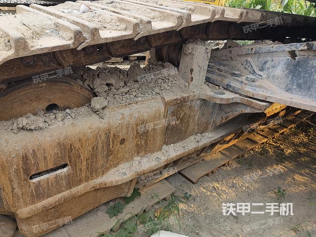 单侧履带整体（整机外观）