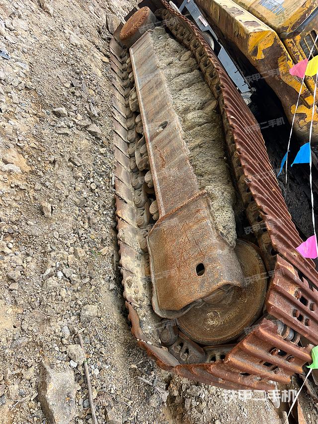 单侧履带整体（整机外观）