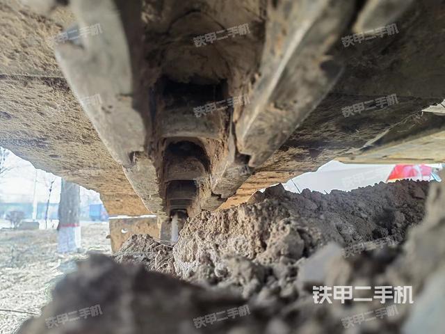 单侧履带整体（整机外观）