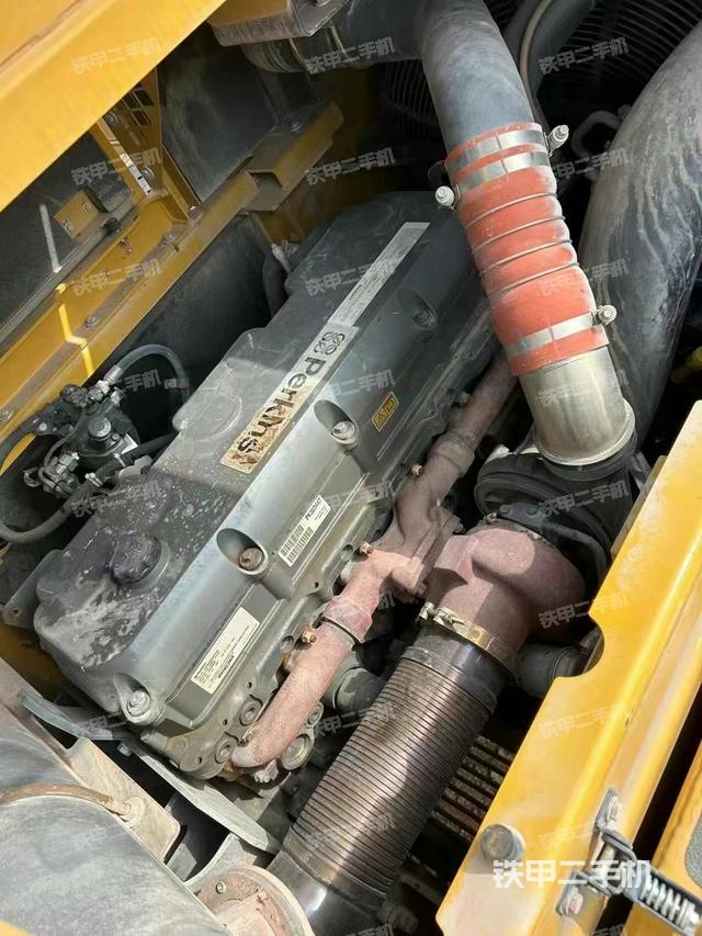 发动机整体俯视（整机外观）