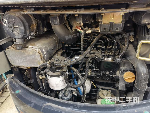 发动机整体俯视（整机外观）