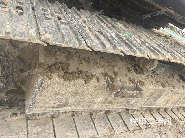 单侧履带整体（整机外观）