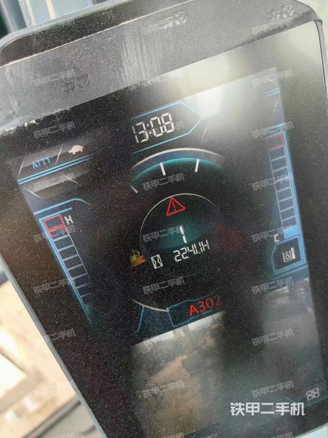 驾驶室整体（整机外观）