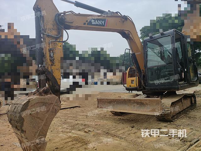 三一重工SY70C挖掘机