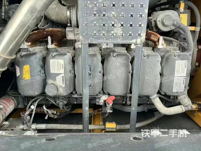 发动机整体俯视（整机外观）