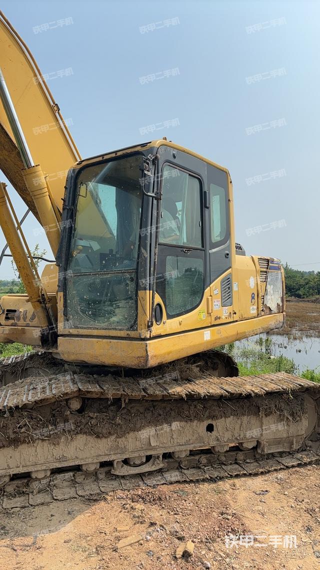 驾驶室整体（整机外观）