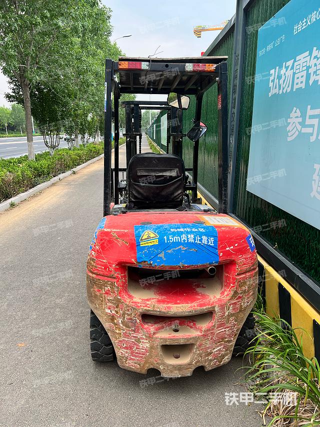 整机右后45°（设备外观及核心部件）