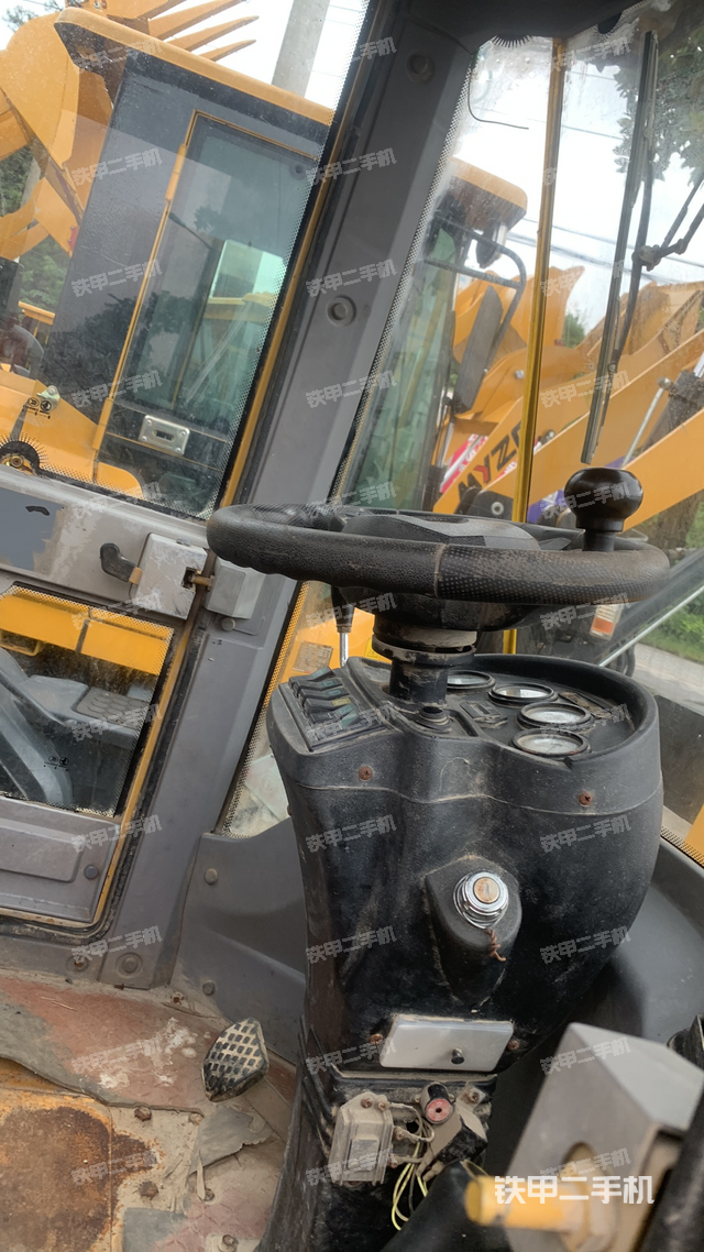 驾驶室工作台（整机外观及大件）