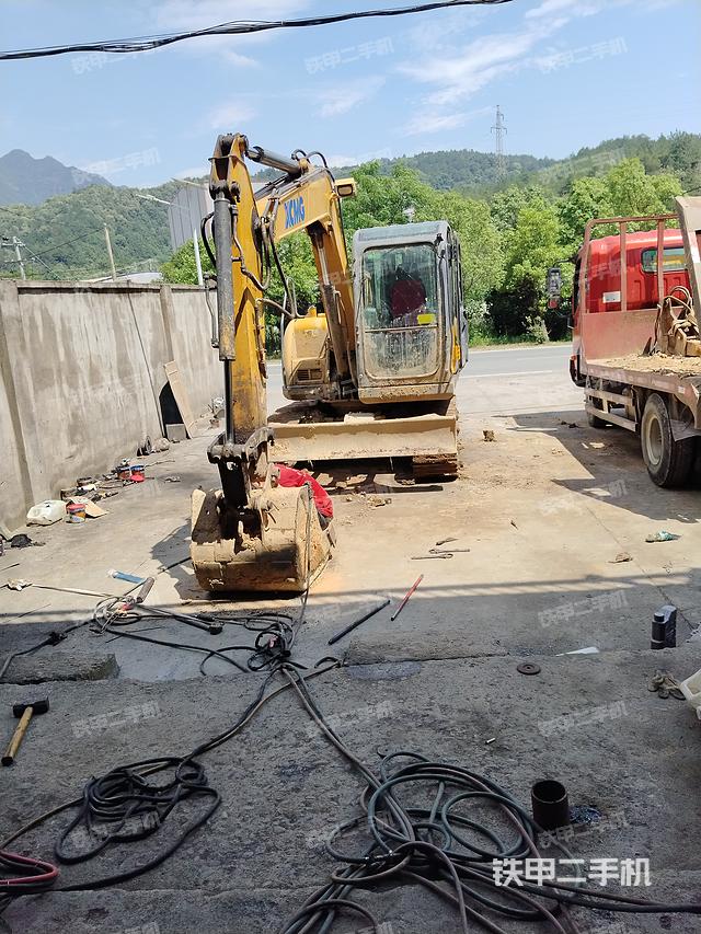 驾驶室整体（整机外观）