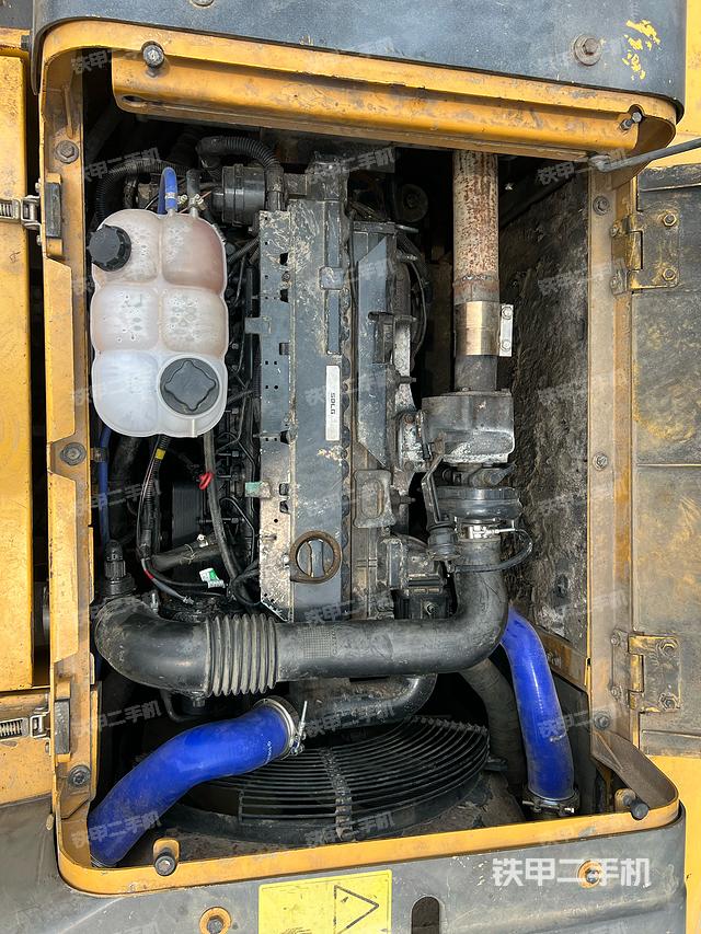 发动机整体俯视（整机外观）