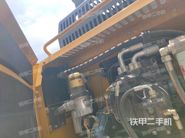 液压泵斜45 左（大件舱室）