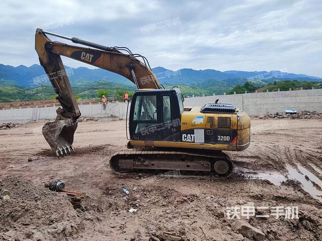 卡特彼勒320D液压挖掘机