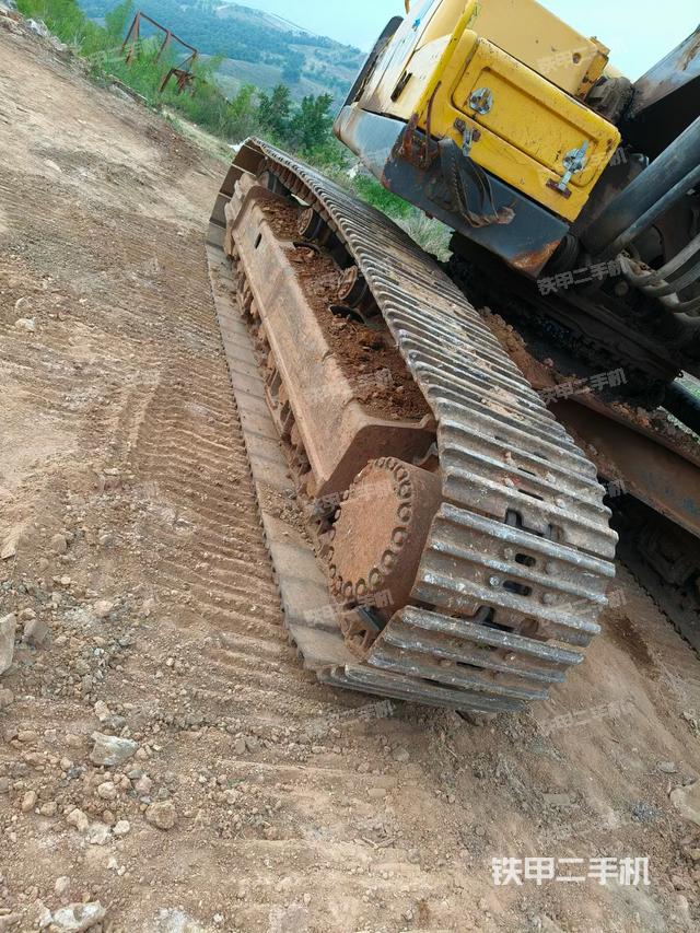 单侧履带整体（整机外观）