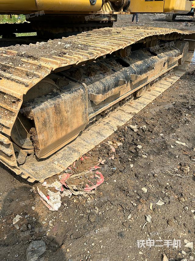 单侧履带整体（整机外观）