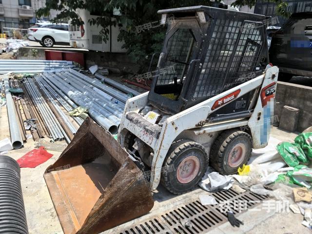 山猫S70滑移装载机