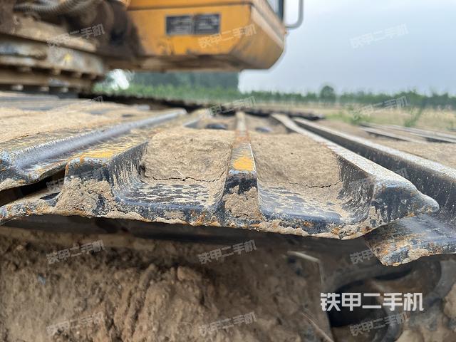 单侧履带整体（整机外观）