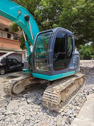 吉安市出售 神钢 SK135SR 挖掘机