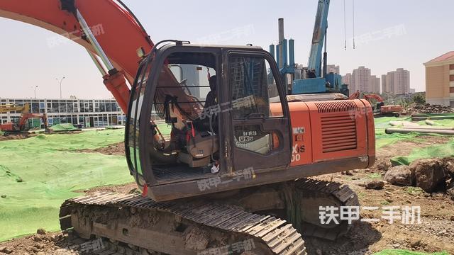 驾驶室整体（整机外观）