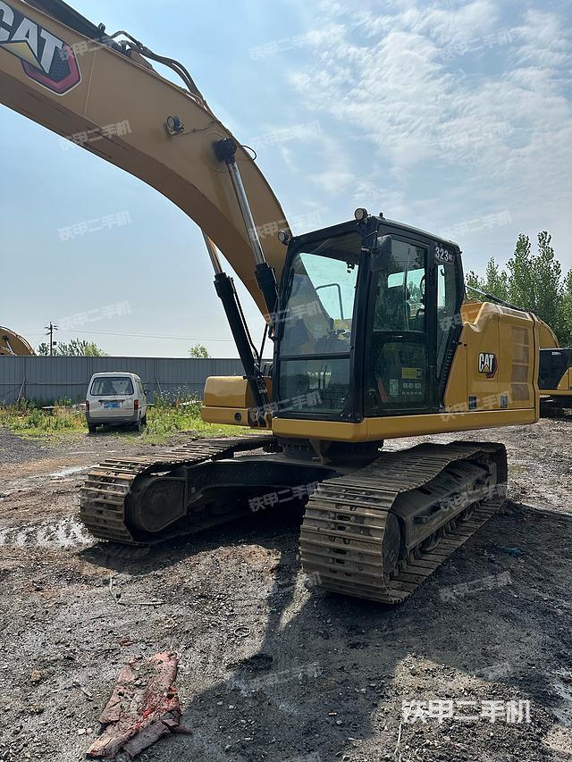 卡特彼勒新一代CAT®323 GC 液压挖掘机