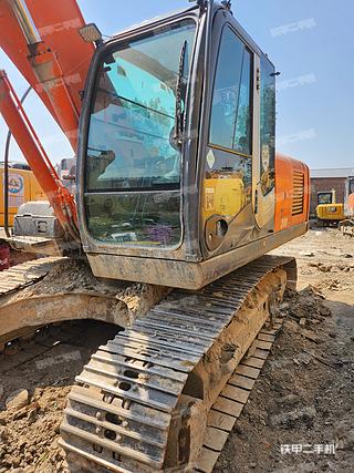 天津市出售 日立 ZX200-3 挖掘机