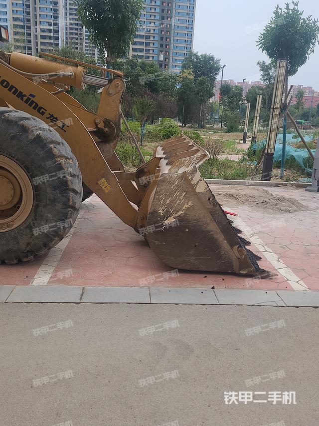 工作装置整体（整机外观及大件）