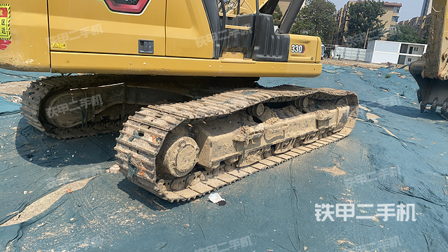 单侧履带整体（整机外观）