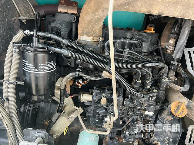 发动机整体俯视（整机外观）