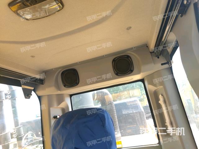 驾驶室顶部俯视（上车部件）