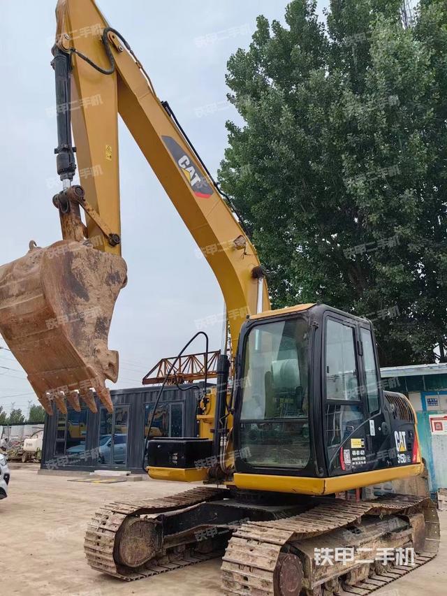 卡特彼勒CAT®313D2 GC 小型液压挖掘机