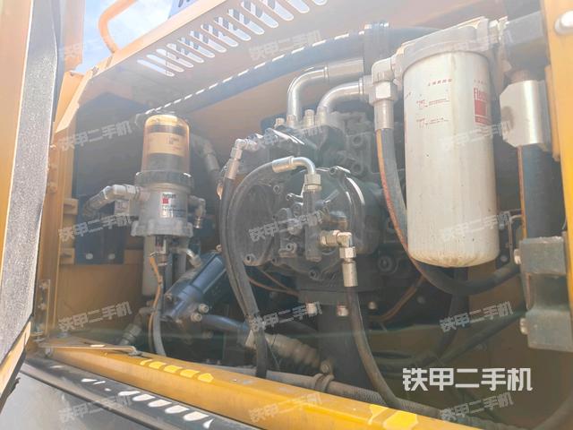 液压泵室（大件舱室）