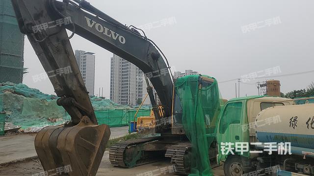 沃尔沃EC210BP挖掘机