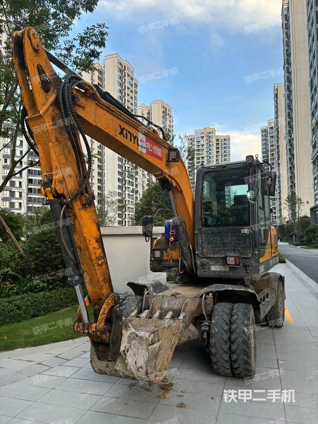 新源C75W挖掘机