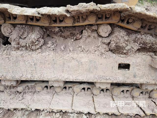 单侧履带整体（整机外观）