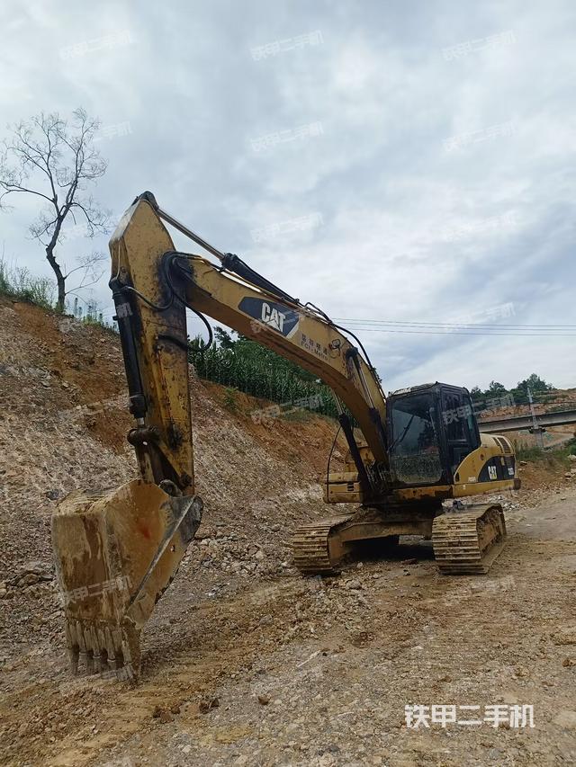 卡特彼勒320D液压挖掘机