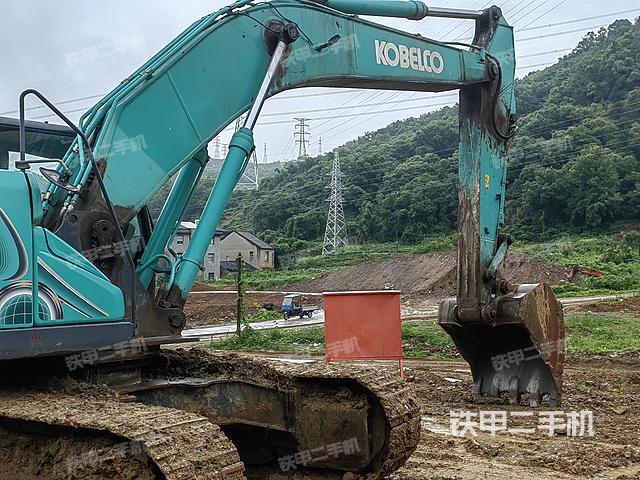 整机右后45°（整机外观）