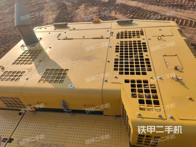 水箱+风扇特写(上车部件) 水箱+风扇特写(上车部件)