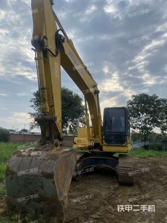 小松PC160LC-7挖掘机