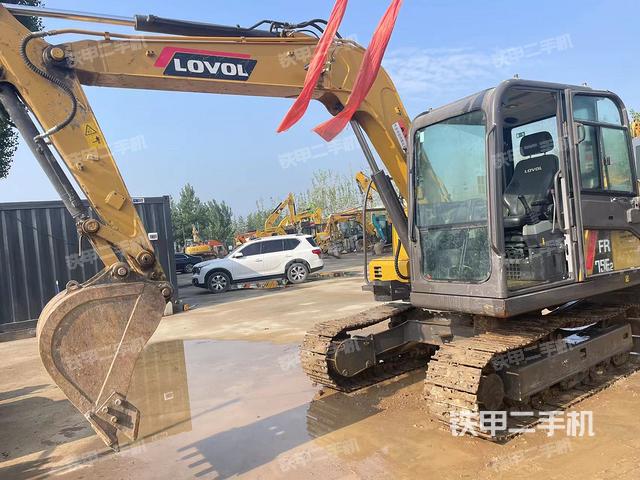 雷沃重工FR75E2挖掘机