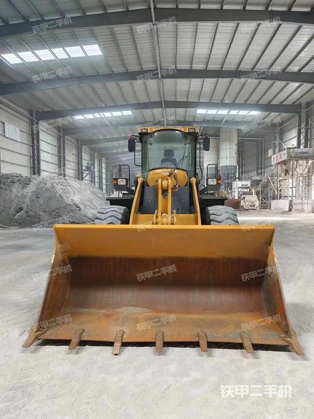 驾驶室操作台（整机外观及大件）