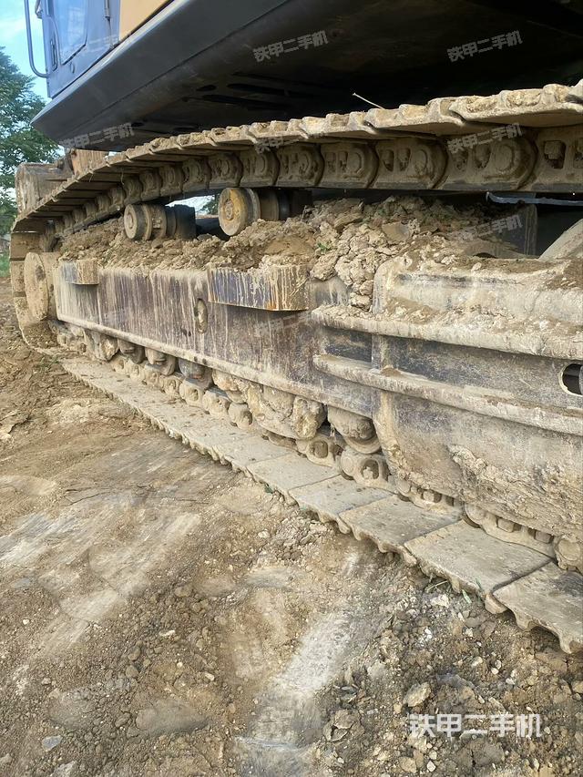 右側(cè)履帶整體（行走機(jī)構(gòu)）