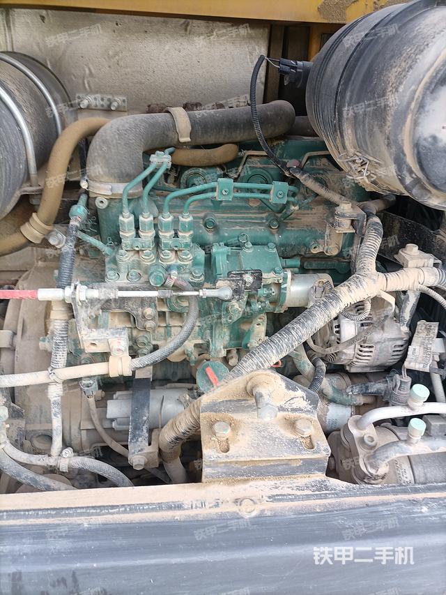 发动机整体俯视（整机外观）