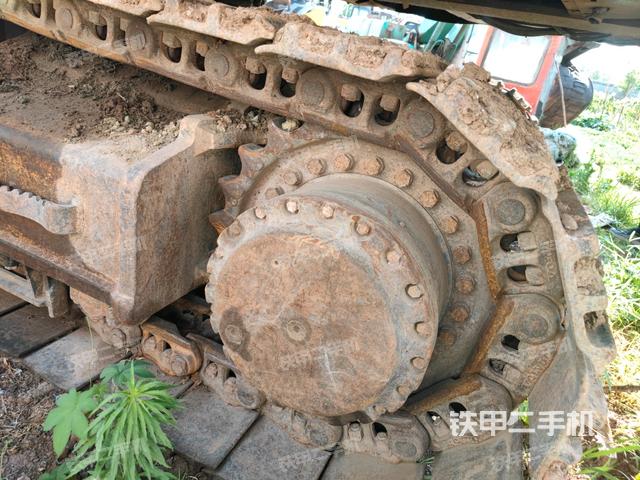 右驅(qū)動輪(行走機構(gòu)) 右驅(qū)動輪(行走機構(gòu))