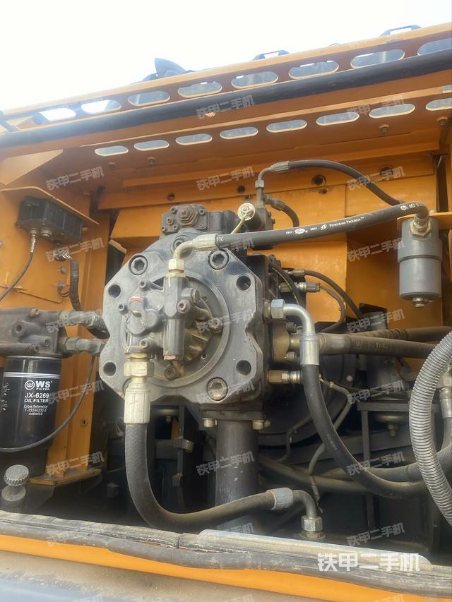 液壓泵斜45?左（大件艙室）