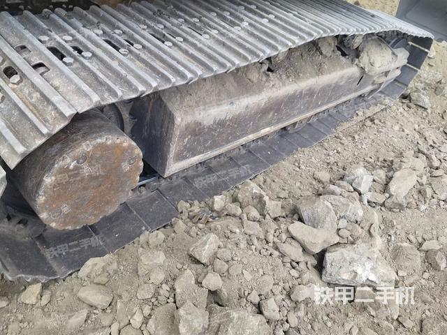 单侧履带整体（整机外观）