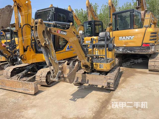 徐工XE15U挖掘机