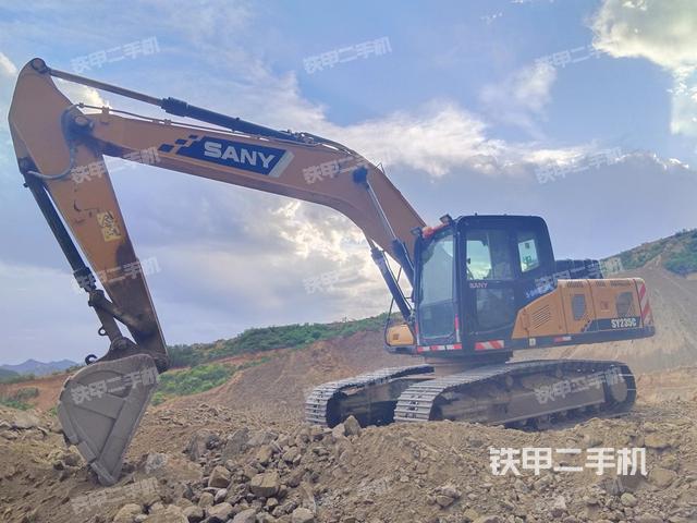 三一重工SY205C挖掘机