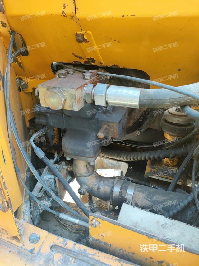 液壓泵室（大件艙室）